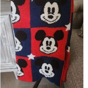 Mickey Red and Navy Blabket